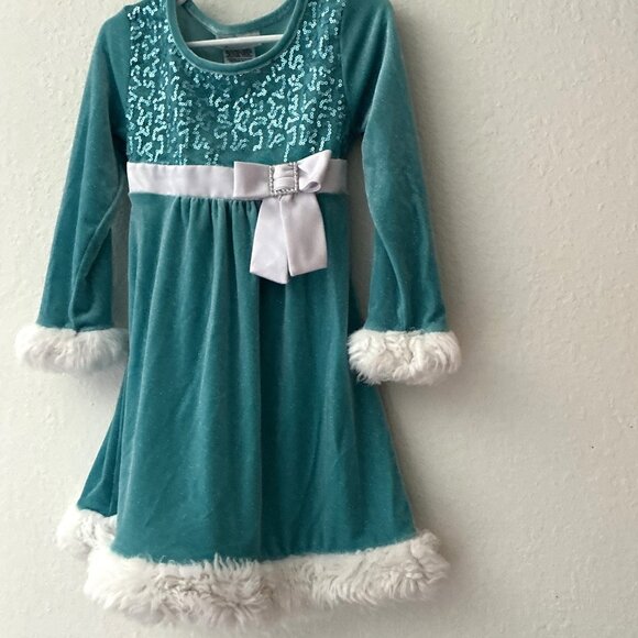 BONNIE JEAN VELOUR FAUX FUR CHRITMAS HOLIDAY SPARKLE SEQUIN DRESS - Picture 2 of 8